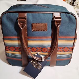 Pendleton Southwest Balsam Green Print Weekender Travel Bag Strap Luggage NWT.